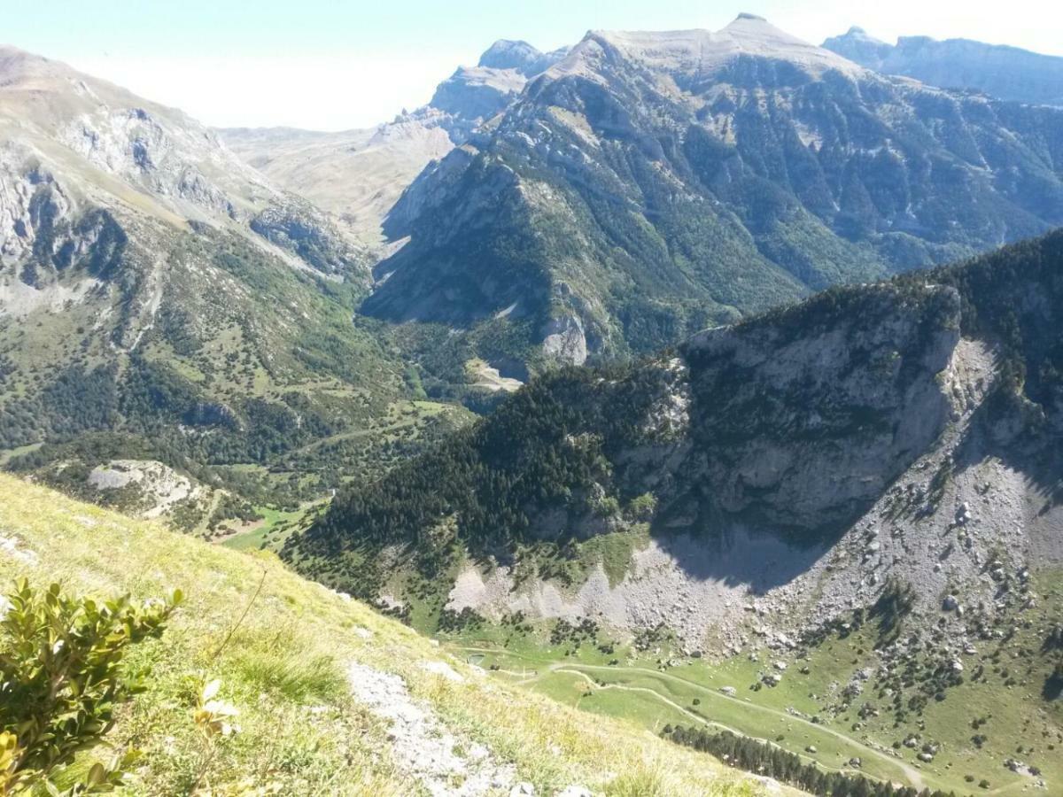 Apartamento Modesto En Las Montanas Del Pirineo Aragones En Alquiler Altruista Economico Villanúa Exterior foto